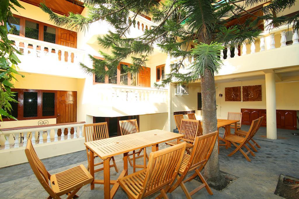 Hundred Moon Hotel Yangon Luaran gambar