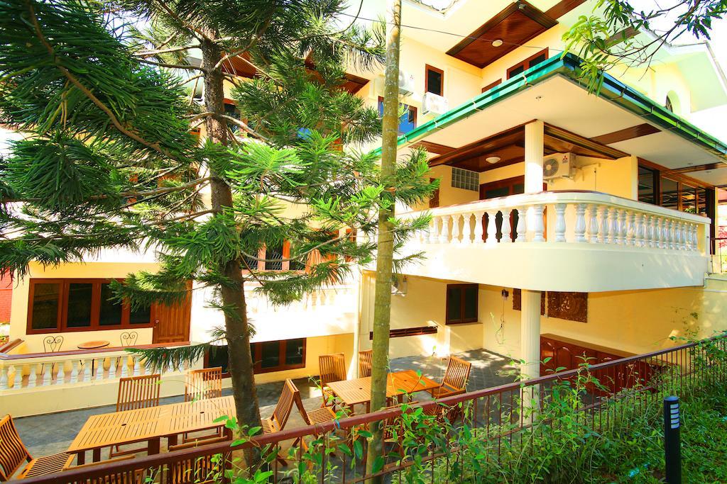 Hundred Moon Hotel Yangon Luaran gambar