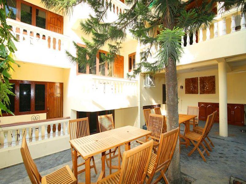 Hundred Moon Hotel Yangon Luaran gambar