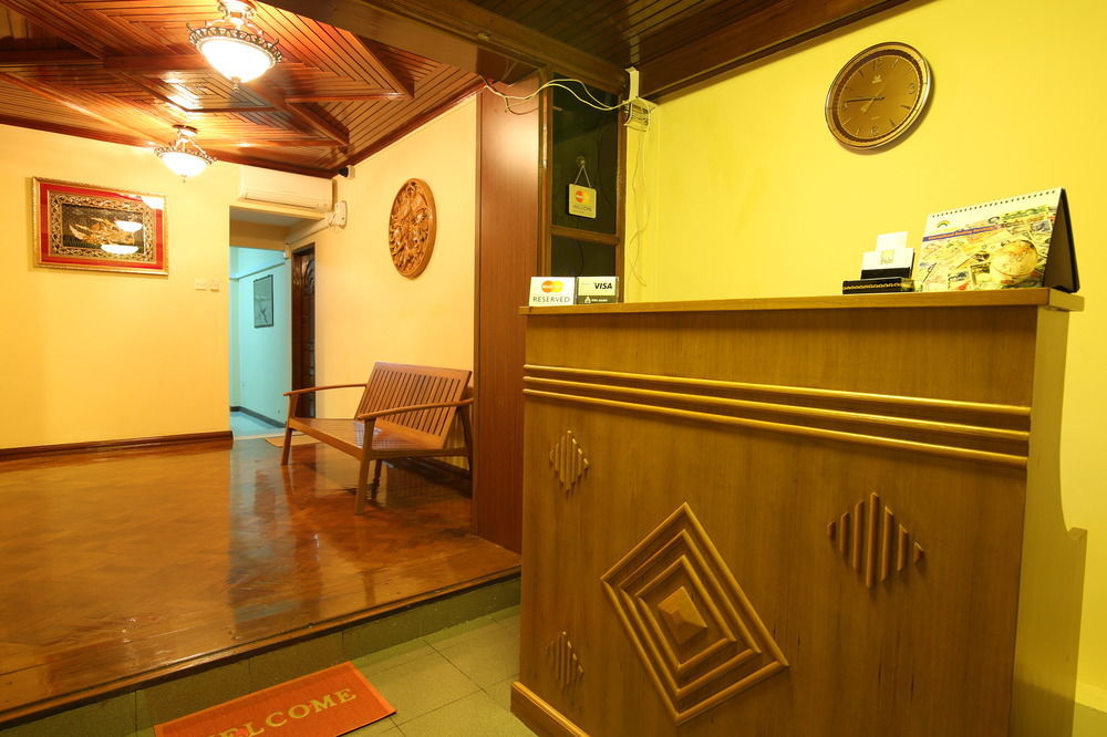Hundred Moon Hotel Yangon Luaran gambar